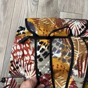 Vera Bradley | Bags | Vera Bradley Lighten Up Drawstring  display picture 2